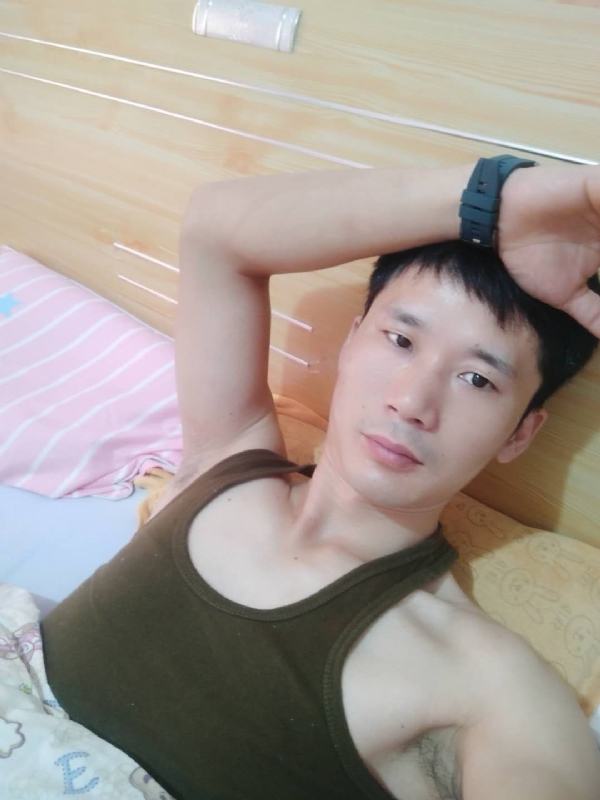 平凡之路的第一张照片--安徽交友中心