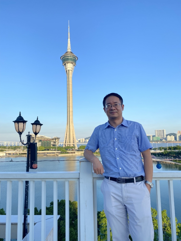 Yangyi的第三张照片--安徽交友中心