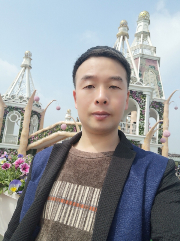 黎明的天空的第一张照片--安徽交友中心