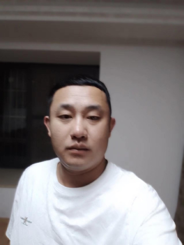 魔尊的第一张照片--安徽交友中心